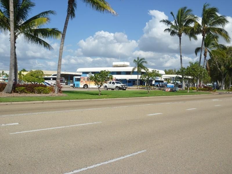 36/18 Sir Leslie Thiess Drive, Townsville City QLD 4810