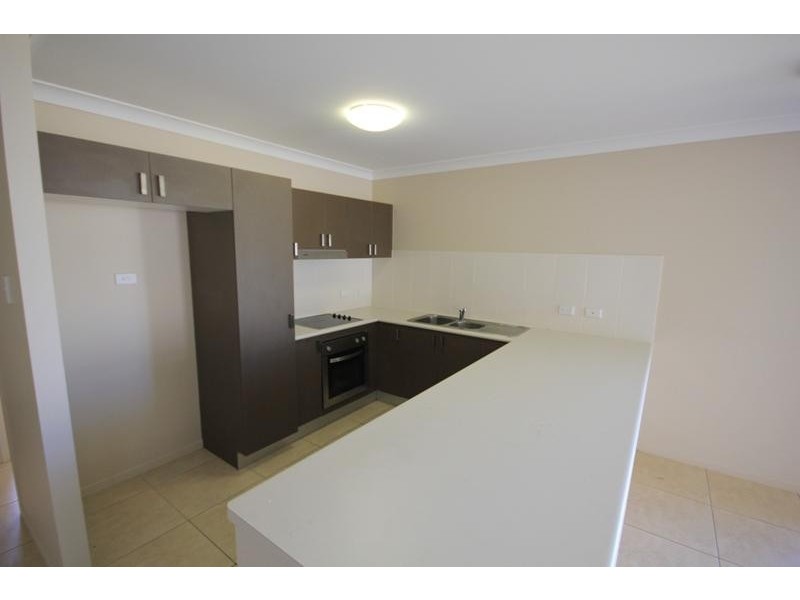 1 Yarra Crescent, Kelso QLD 4815