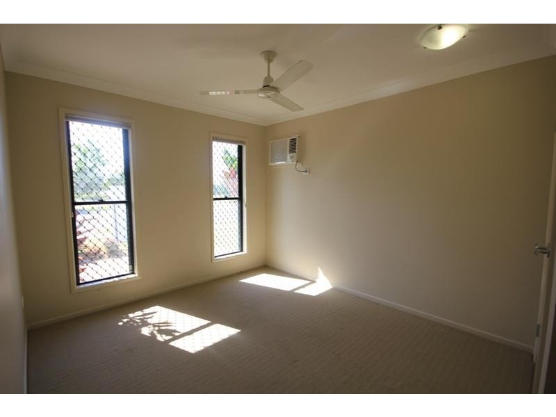 1 Yarra Crescent, Kelso QLD 4815