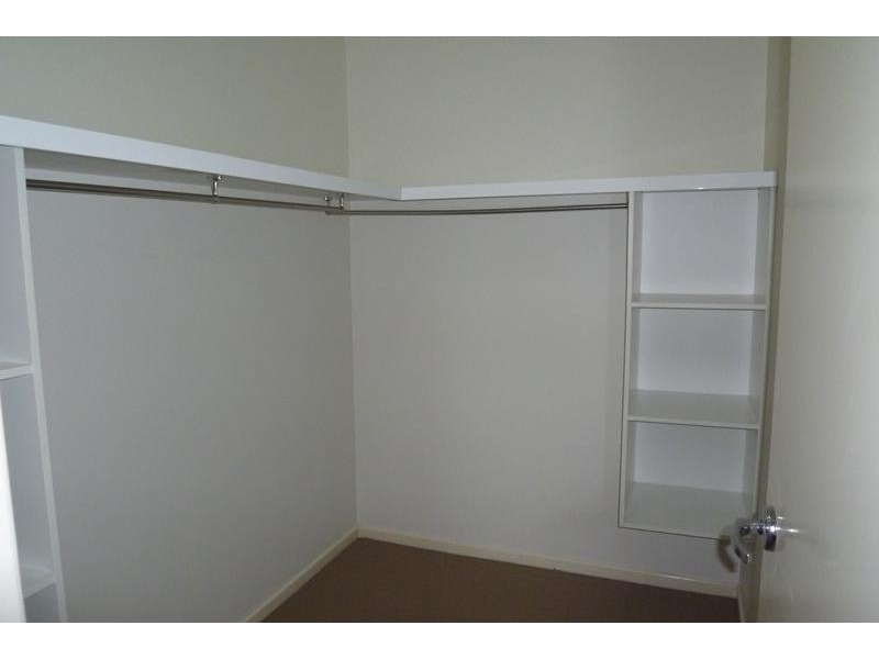 8/1339 Riverway  Drive, Kelso QLD 4815