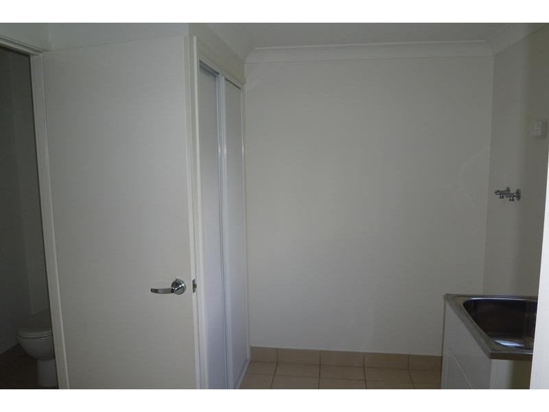 8/1339 Riverway  Drive, Kelso QLD 4815