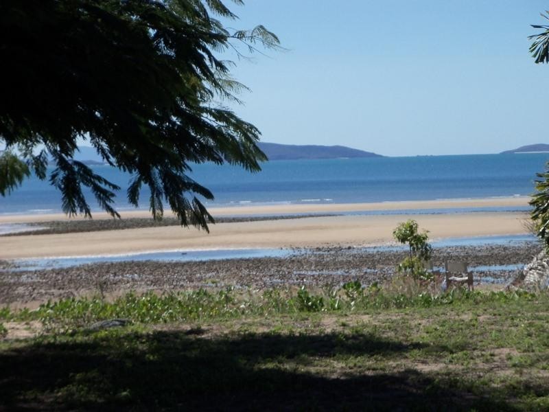 108 The Esplanade, Toolakea QLD 4818