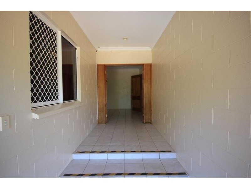 108 The Esplanade, Toolakea QLD 4818