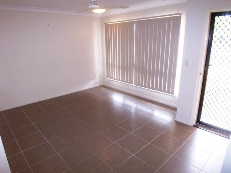 16 Lawrence Street, Kelso QLD 4815