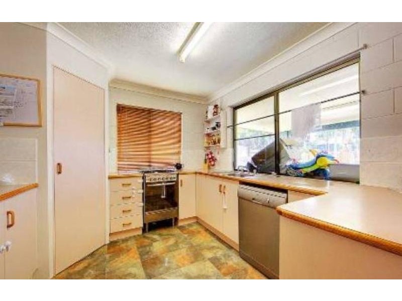 46 Griffey Street, Burdell QLD 4818