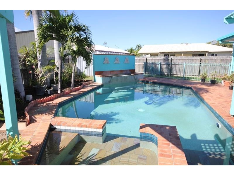 8 Bryony  Court, Kirwan QLD 4817