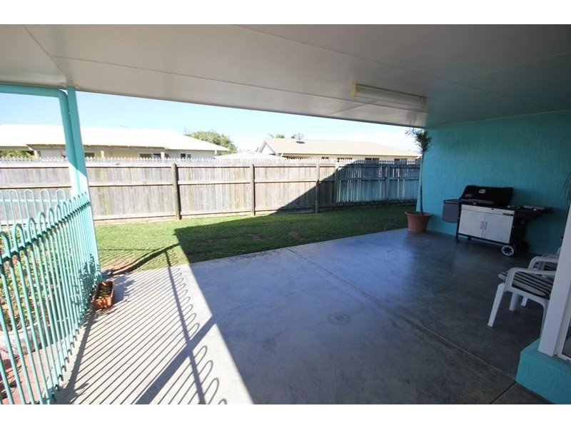 8 Bryony  Court, Kirwan QLD 4817