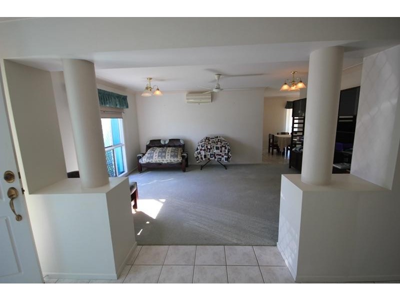 8 Bryony  Court, Kirwan QLD 4817