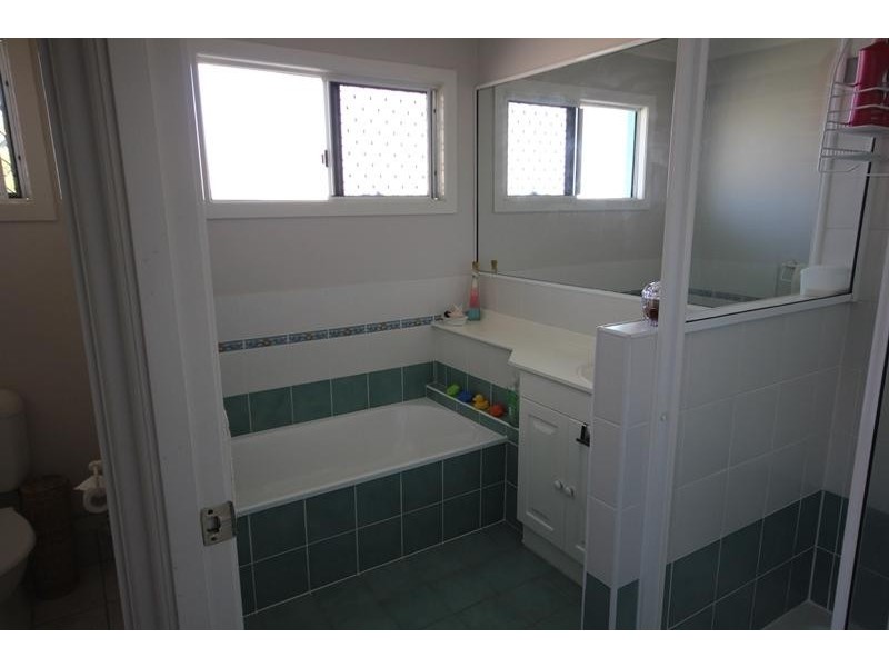 8 Bryony  Court, Kirwan QLD 4817