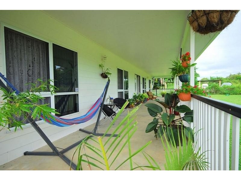 16 Toolakea Beach Road, Bluewater QLD 4818