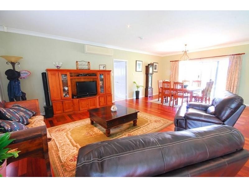 16 Toolakea Beach Road, Bluewater QLD 4818