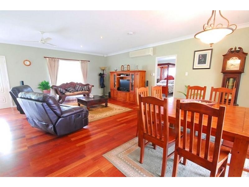 16 Toolakea Beach Road, Bluewater QLD 4818