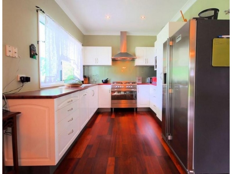 16 Toolakea Beach Road, Bluewater QLD 4818