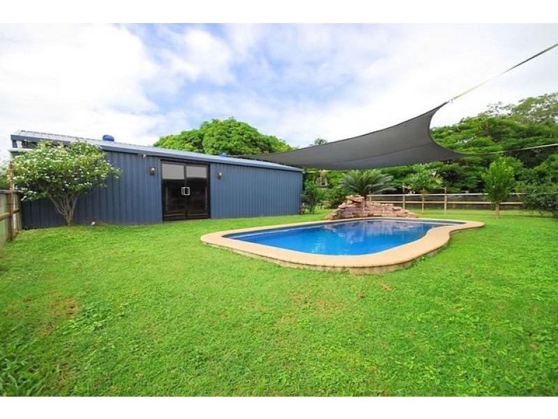 16 Toolakea Beach Road, Bluewater QLD 4818