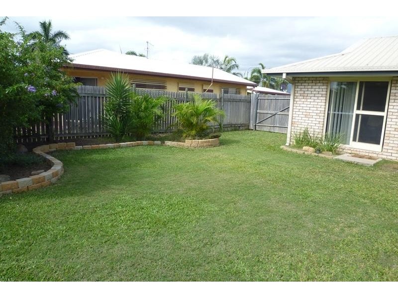 9 Doncaster Way, Mount Louisa QLD 4814