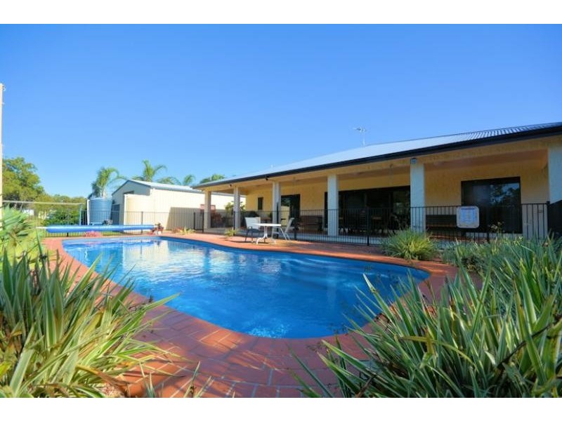 74 Toolakea Beach  Road, Bluewater QLD 4818