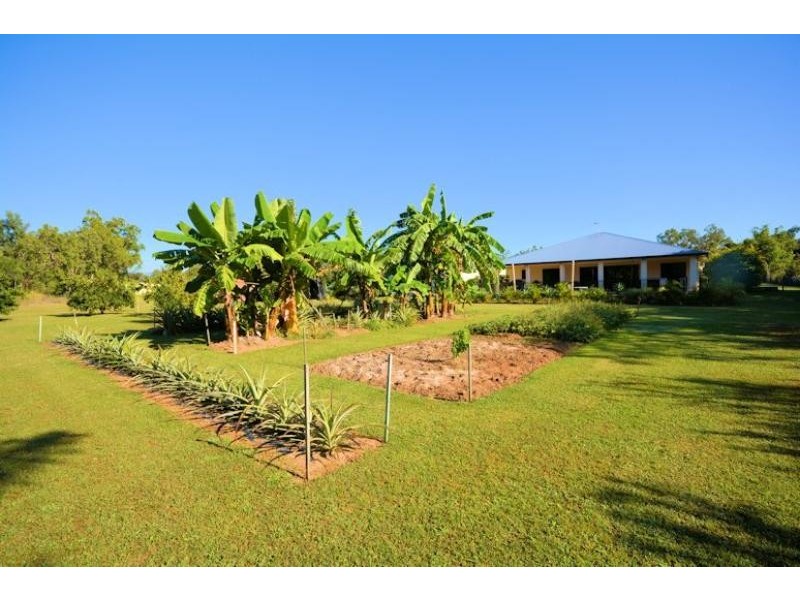 74 Toolakea Beach  Road, Bluewater QLD 4818