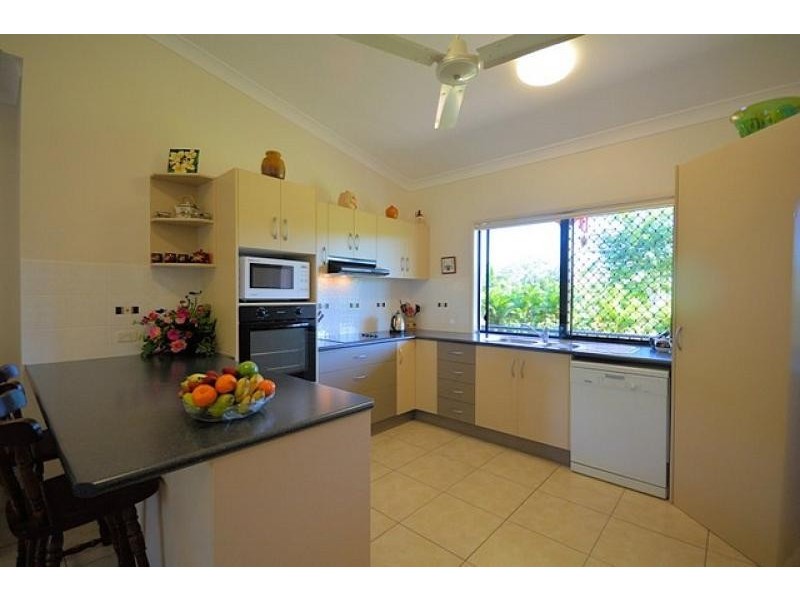 74 Toolakea Beach  Road, Bluewater QLD 4818