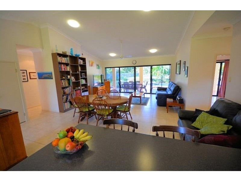 74 Toolakea Beach  Road, Bluewater QLD 4818