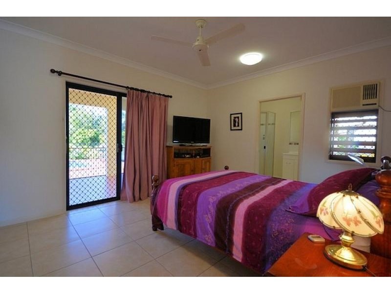 74 Toolakea Beach  Road, Bluewater QLD 4818