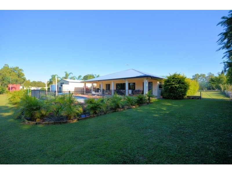 74 Toolakea Beach  Road, Bluewater QLD 4818