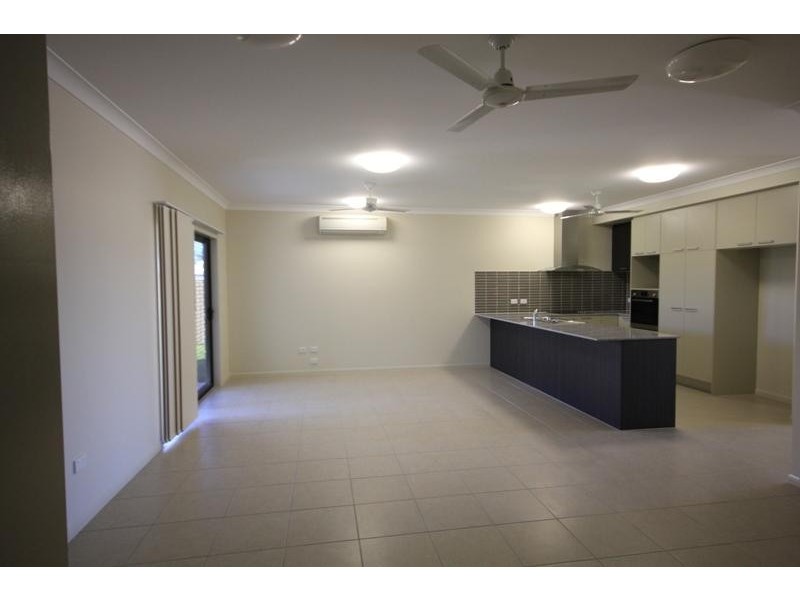 60 Griffey  Street, Burdell QLD 4818