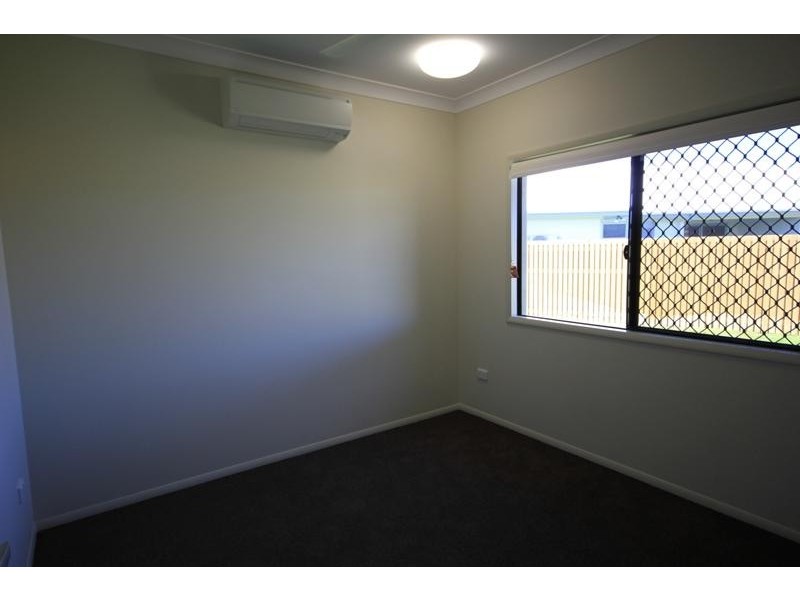 60 Griffey  Street, Burdell QLD 4818