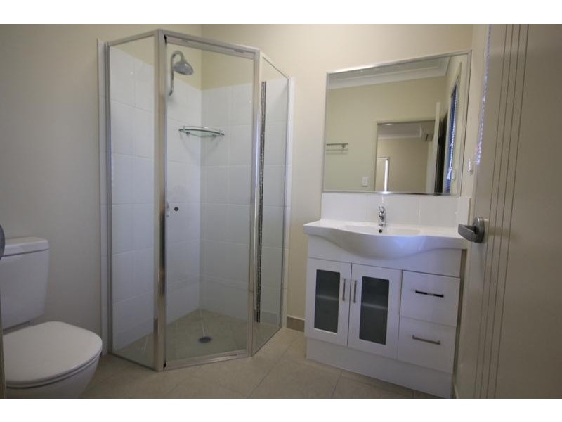 60 Griffey  Street, Burdell QLD 4818