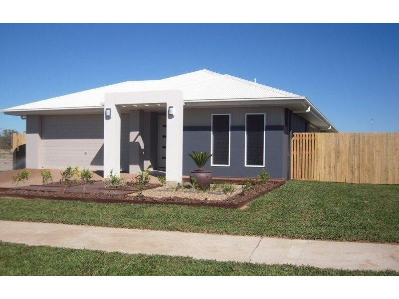 14 Iona  Avenue, Burdell QLD 4818