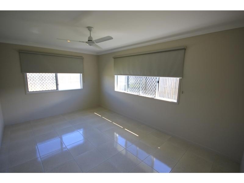 14 Iona  Avenue, Burdell QLD 4818