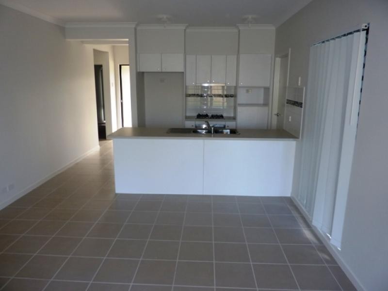 54E Dunlop Street, Kelso QLD 4815