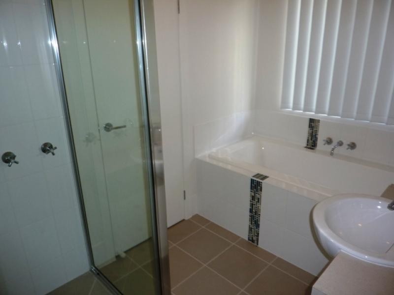 54E Dunlop Street, Kelso QLD 4815