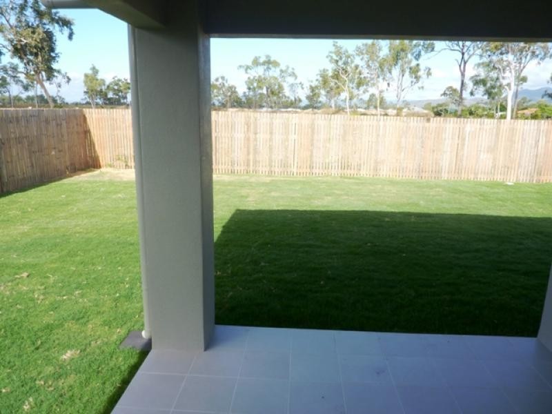 54E Dunlop Street, Kelso QLD 4815