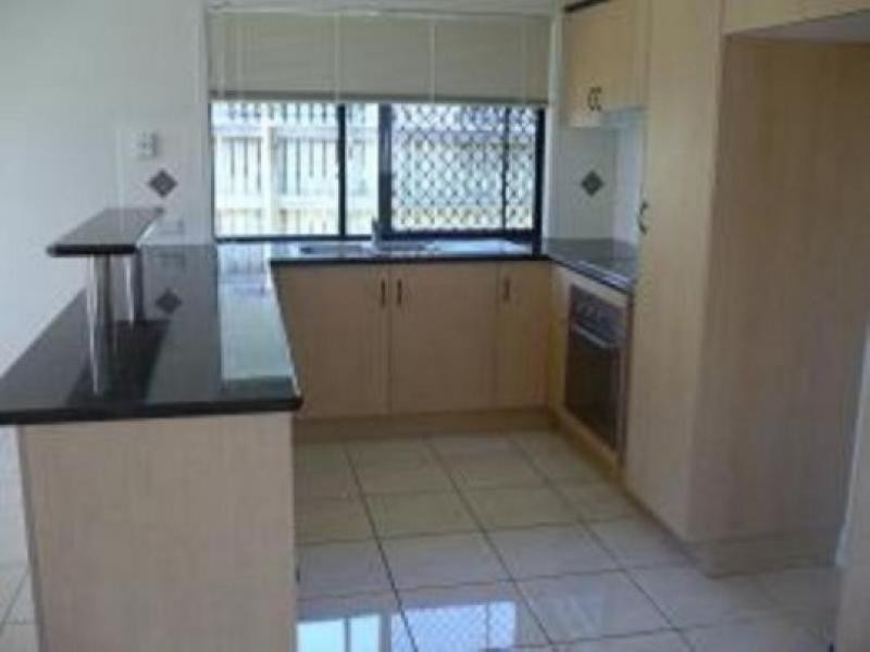 32 Cockatoo Crescent, Douglas QLD 4814