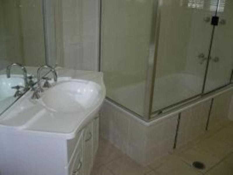 32 Cockatoo Crescent, Douglas QLD 4814