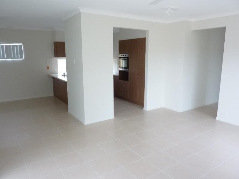 54B Dunlop Street, Kelso QLD 4815