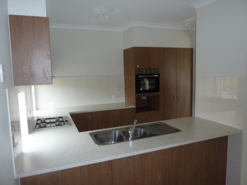 54B Dunlop Street, Kelso QLD 4815