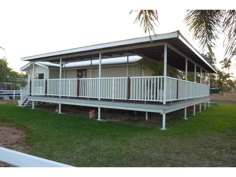 27 Cali  Court, Mount Low QLD 4818