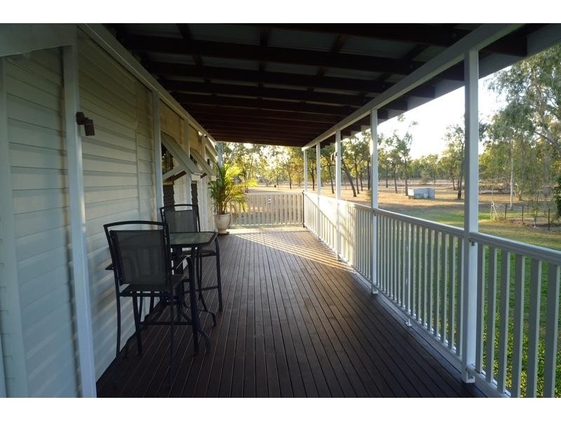 27 Cali  Court, Mount Low QLD 4818