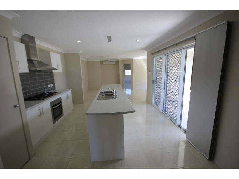 14 Iona Avenue, Burdell QLD 4818