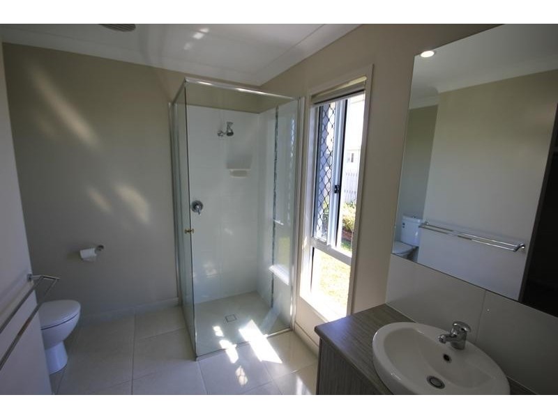 14 Iona Avenue, Burdell QLD 4818