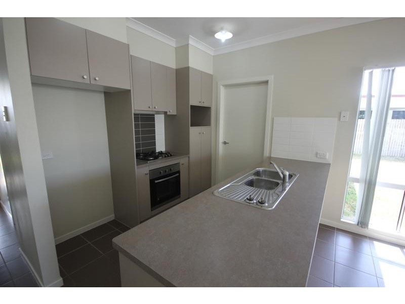 1 Corang Way, Kelso QLD 4815