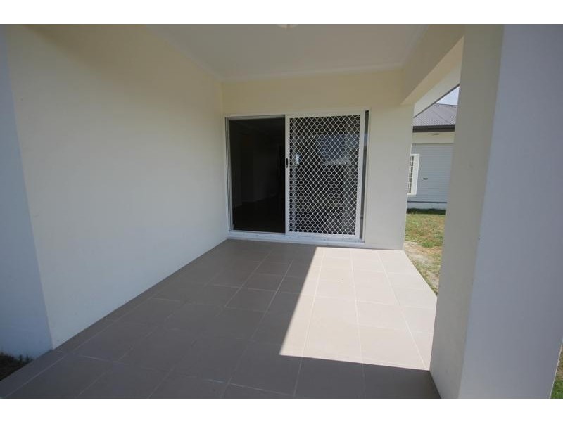 1 Corang Way, Kelso QLD 4815