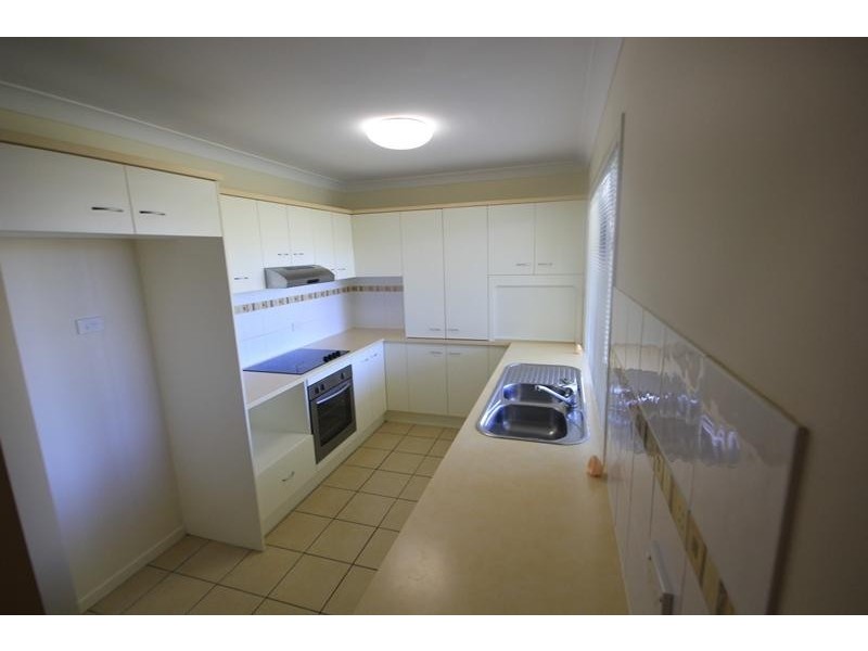 42 BRIDGEWATER Drive, Condon QLD 4815