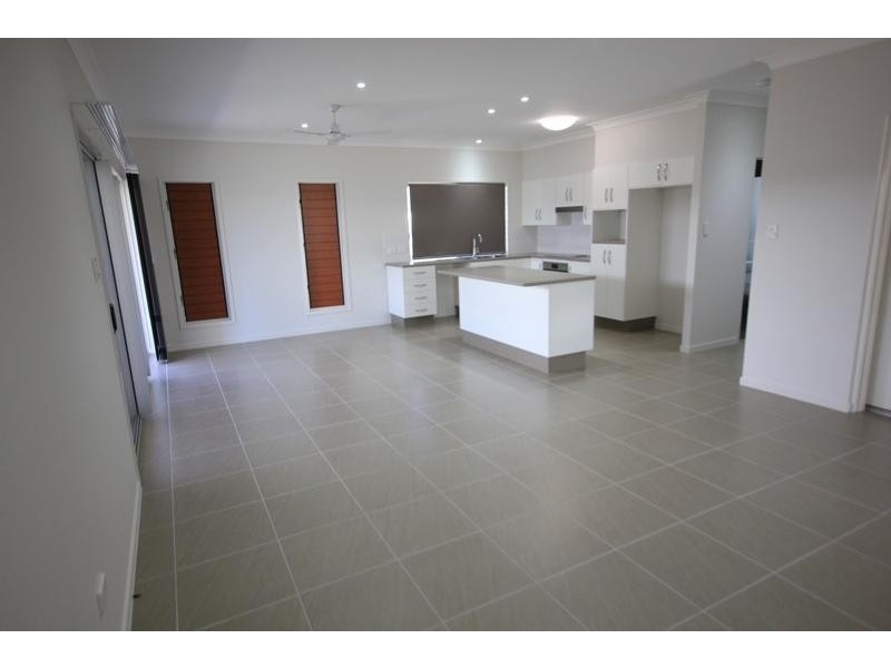 5 Orilla Court, Deeragun QLD 4818