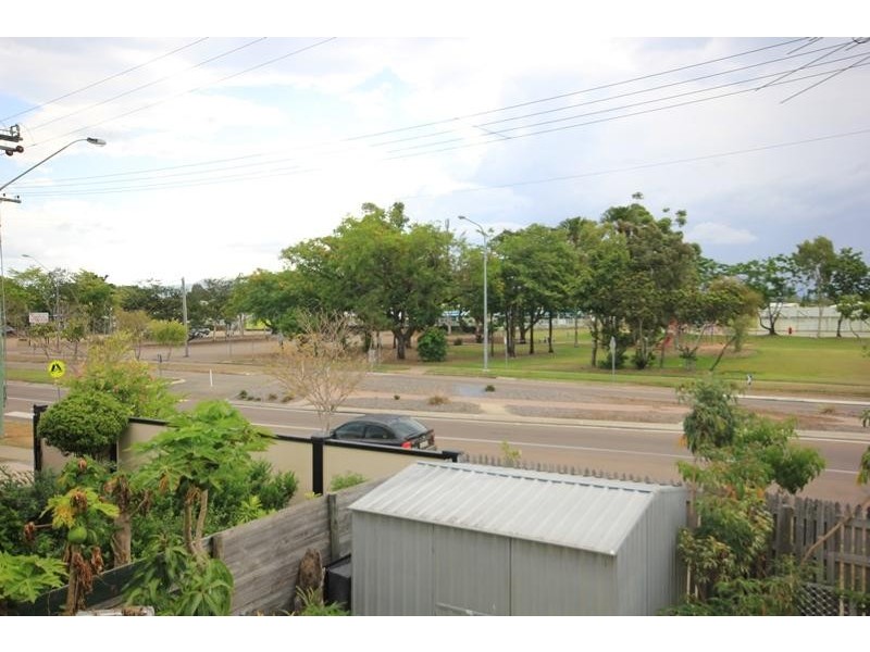 366 Charles Street, Kirwan QLD 4817