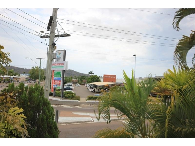 366 Charles Street, Kirwan QLD 4817