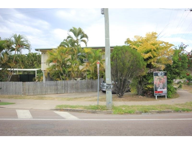 366 Charles Street, Kirwan QLD 4817