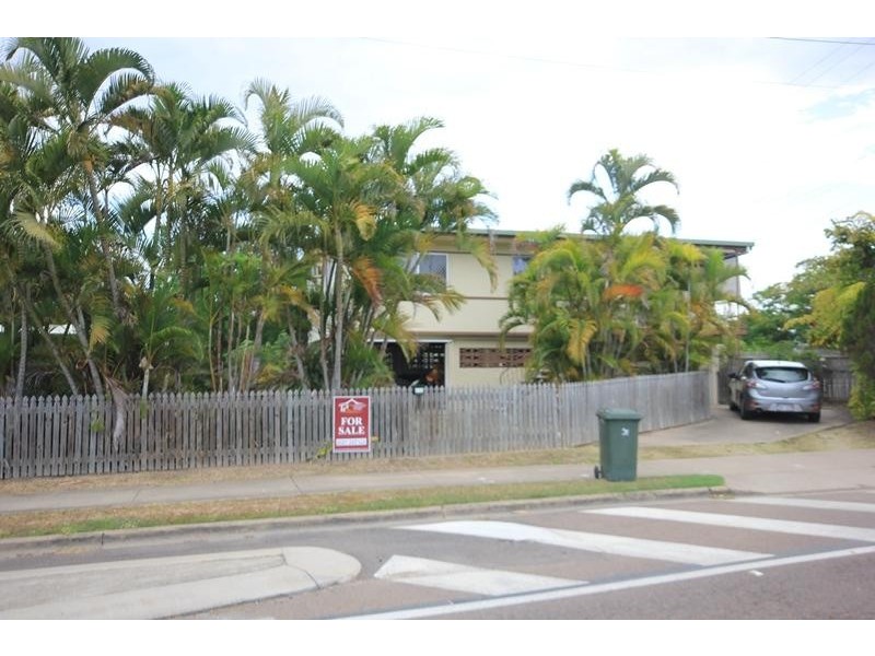 366 Charles Street, Kirwan QLD 4817
