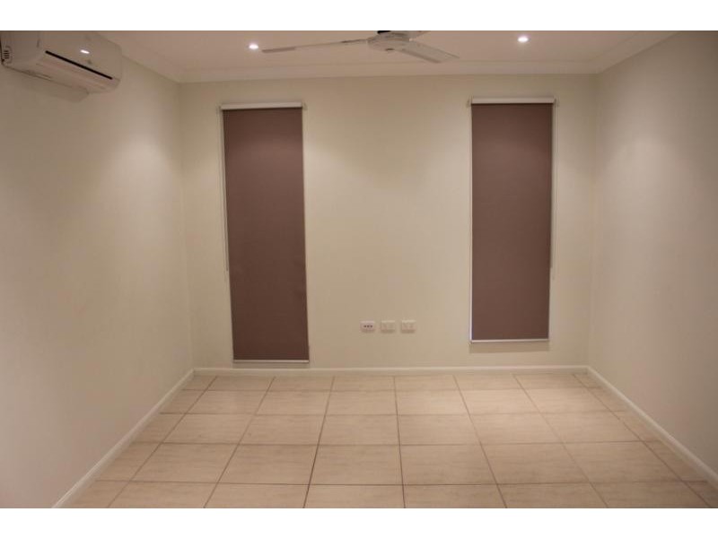 6 Sanderling Circuit, Kelso QLD 4815